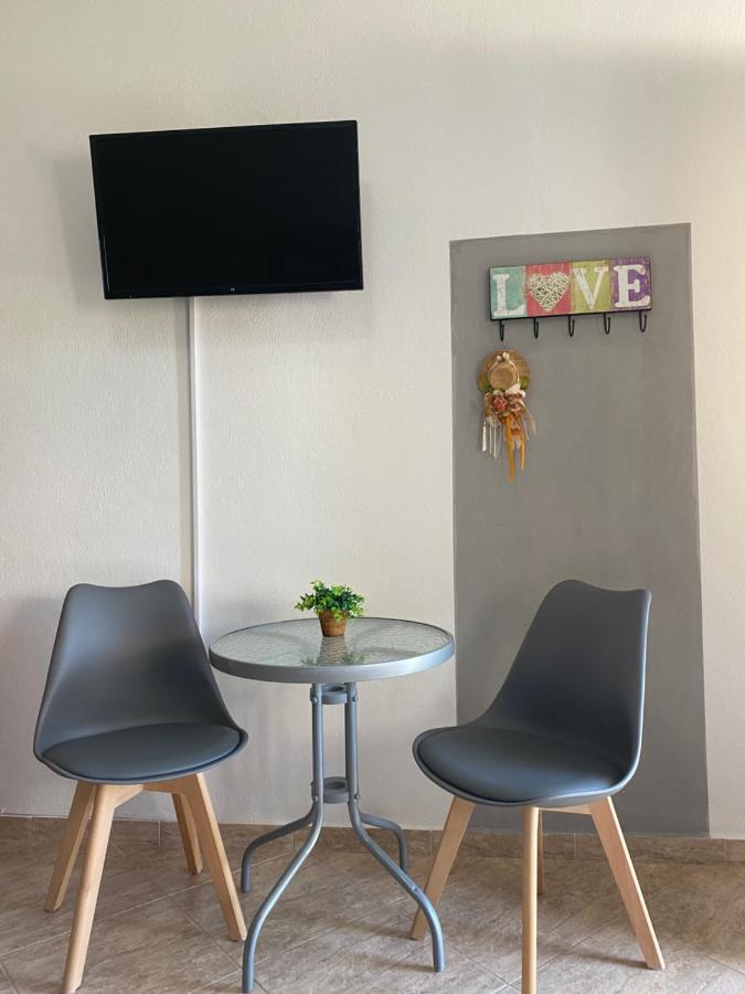 Guesthouse Anestis Angistron Bagian luar foto
